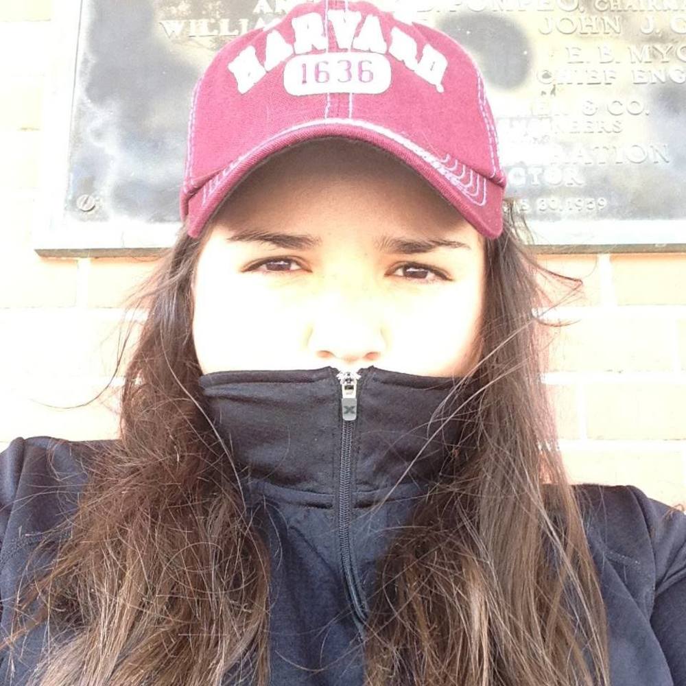 Meet your Posher, Fernanda